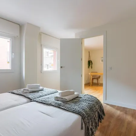 Cozy Apartment- 1Bd 1Bth- Plaza Castilla Madrid Exterior photo