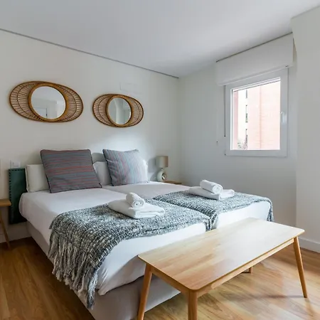 Cozy Apartment- 1Bd 1Bth- Plaza Castilla Madrid Exterior photo
